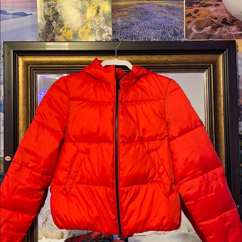 red puffer jacket❤️